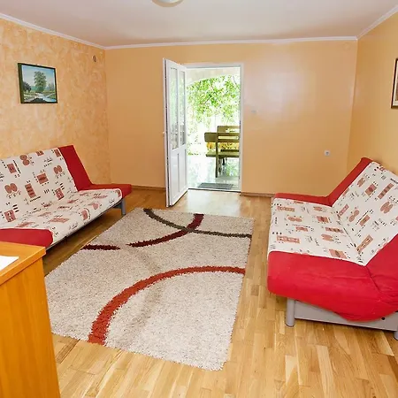 Diklo Borik Vir Apartman Zára