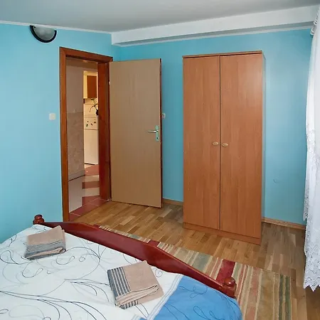 Diklo Borik Vir Apartman *