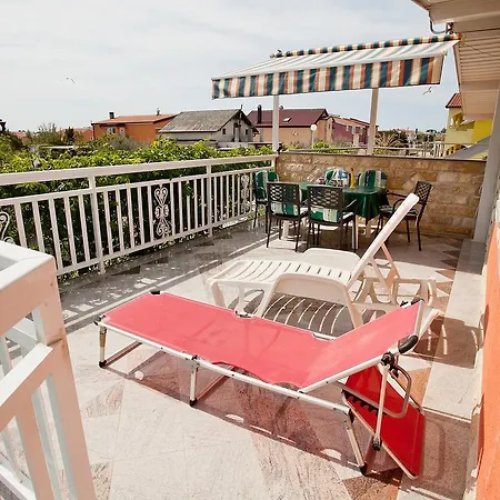 Apartman Diklo Borik Vir *